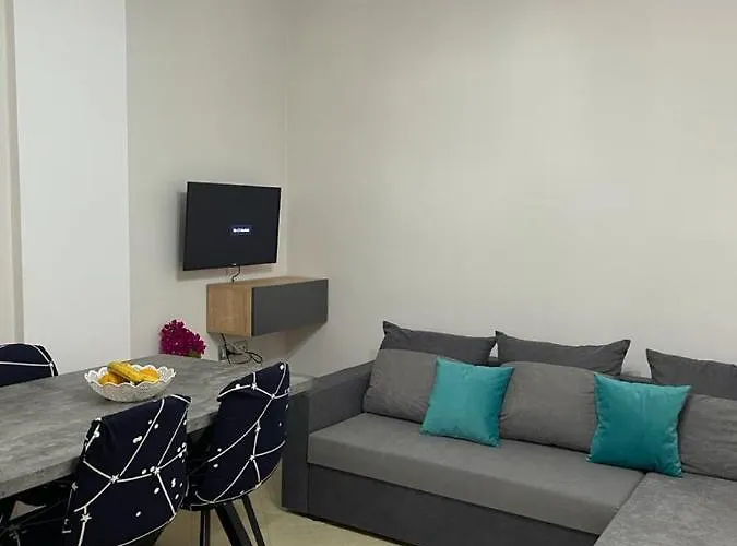 Near By The Sea Apartamento Sarandë